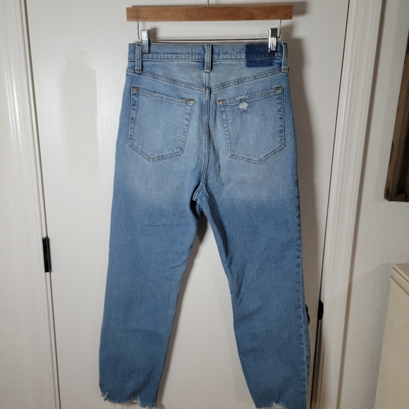Abercrombie & Fitch Ultra High Rise Ankle Straight Button-Fly Jeans | Size 27/4R - Picture 6 of 9